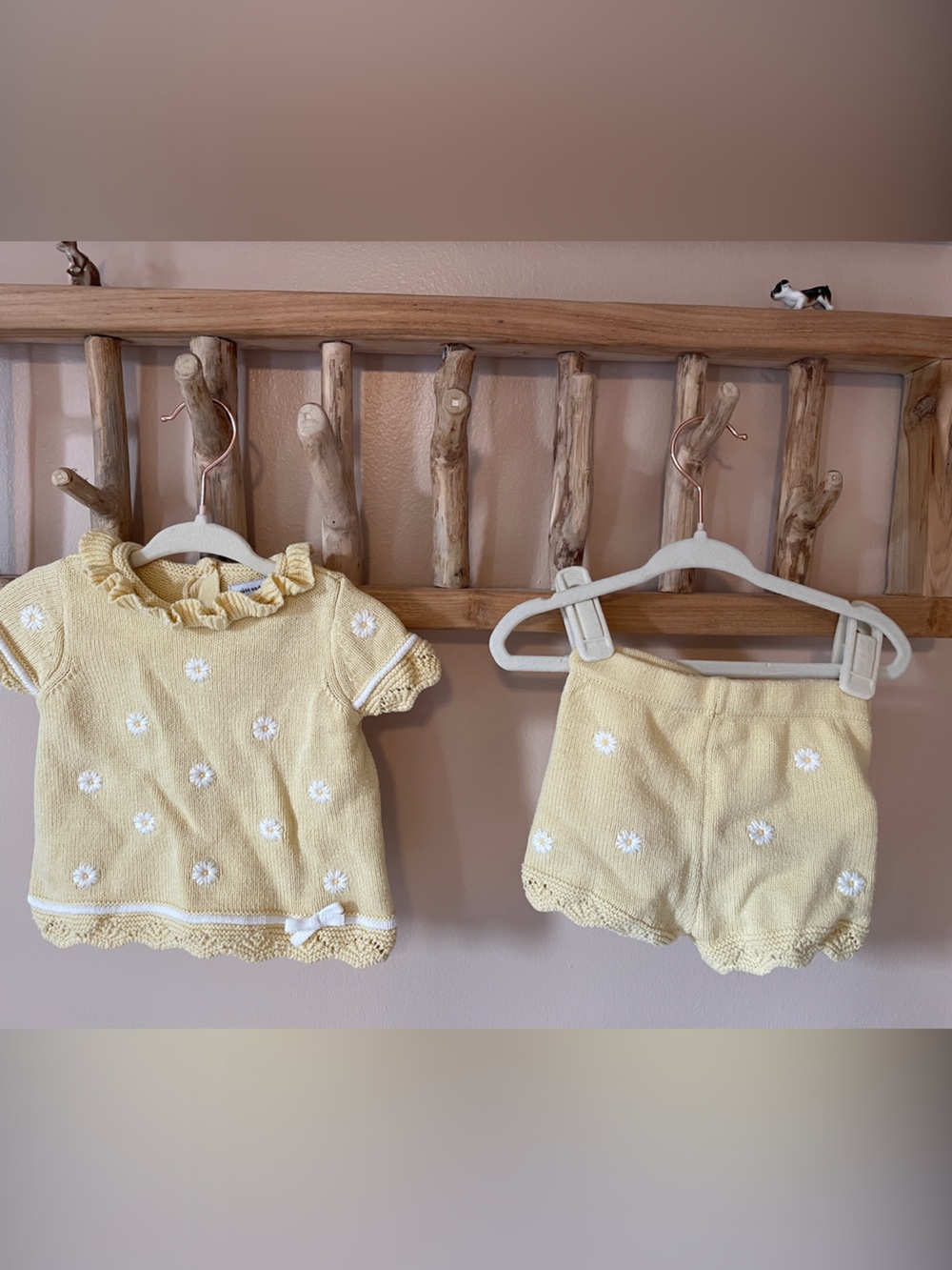 cupcakes & cashmere Yellow Knit Daisy Top and Shorts Set